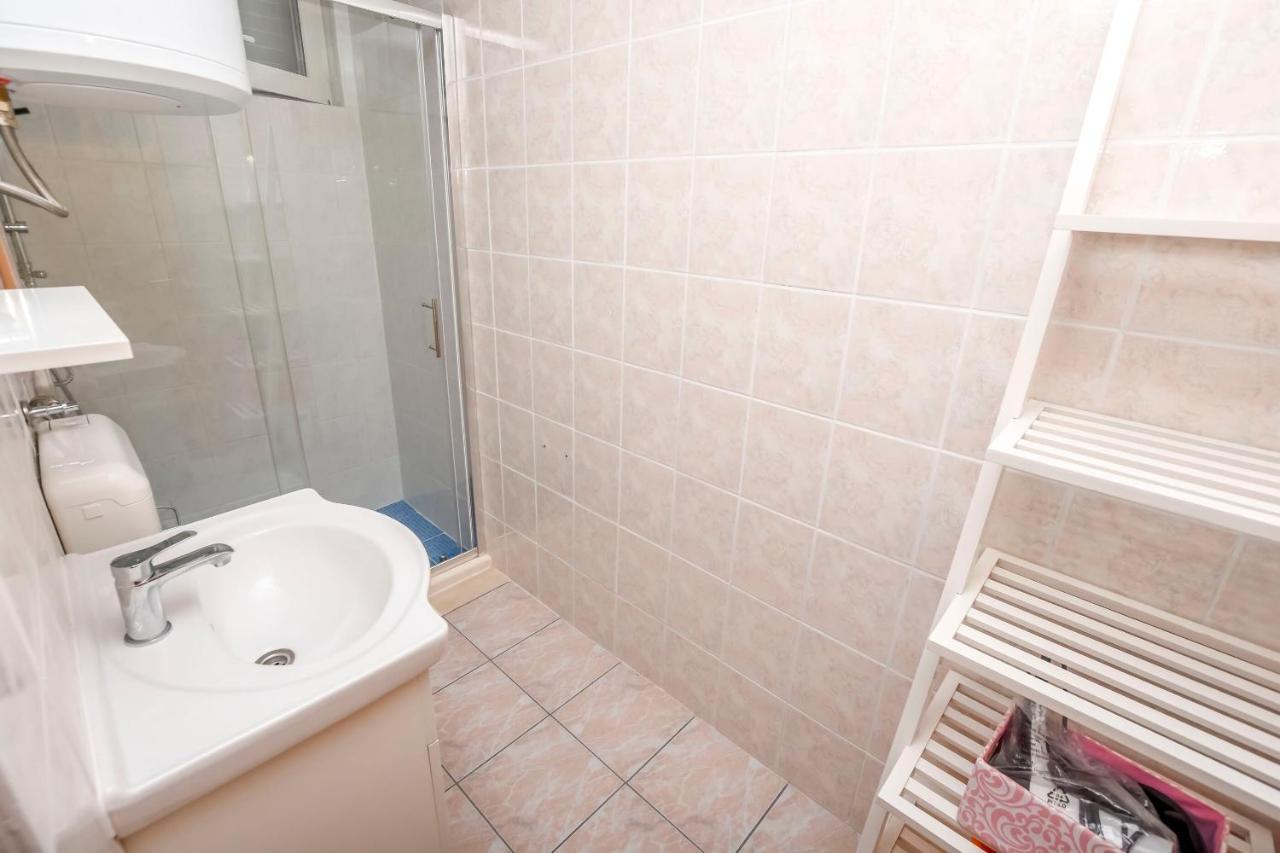 Apartments Ive I Maja Ražanj Extérieur photo