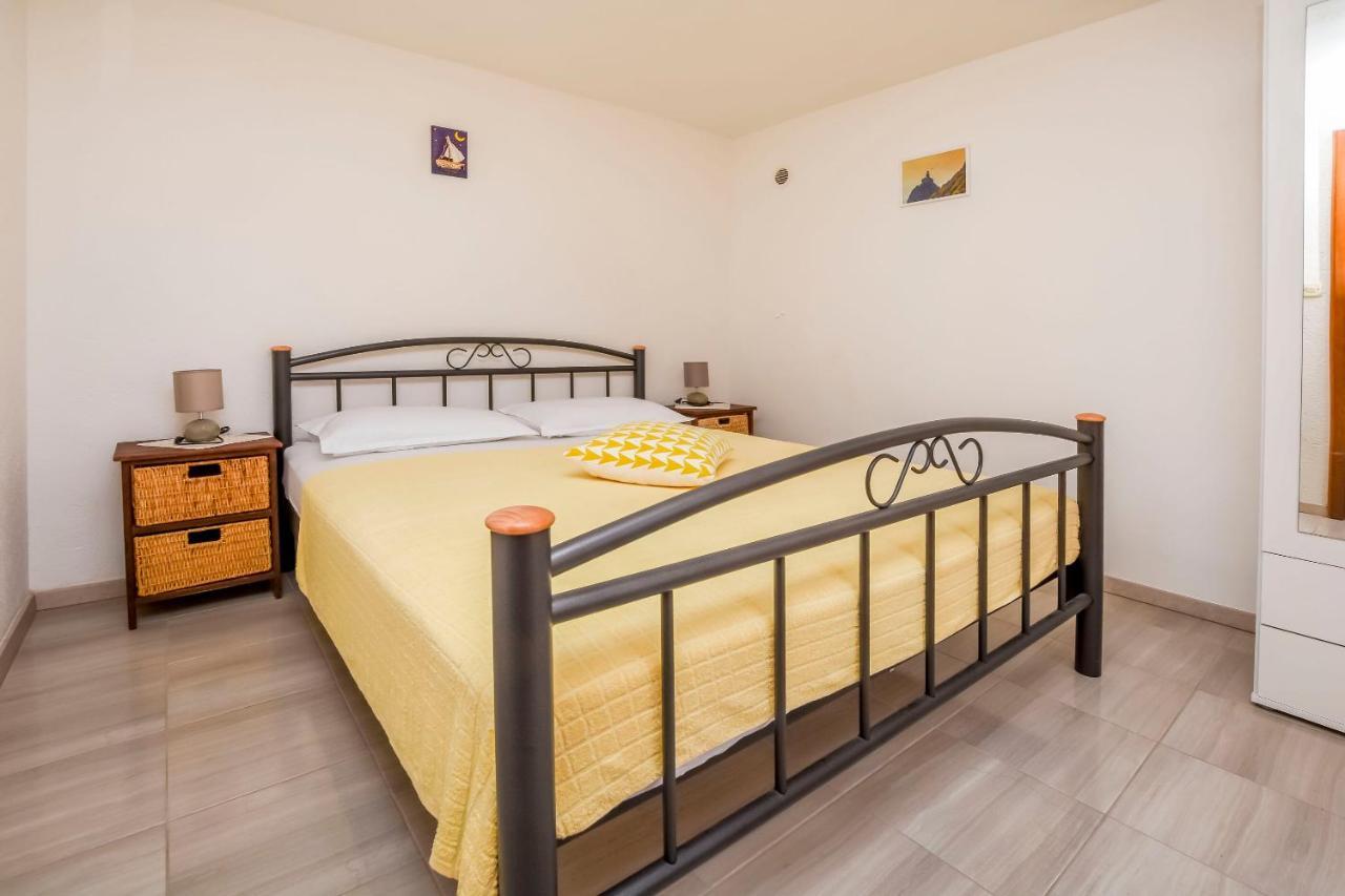 Apartments Ive I Maja Ražanj Extérieur photo